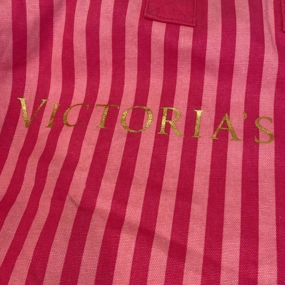 Victoria’s Secret Icon Pink Stripe Weekender Large Duffle Bag - Picture 11 of 12